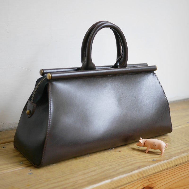 Doctors Travel Bag - Handbags & Totes - Genuine Leather Brown