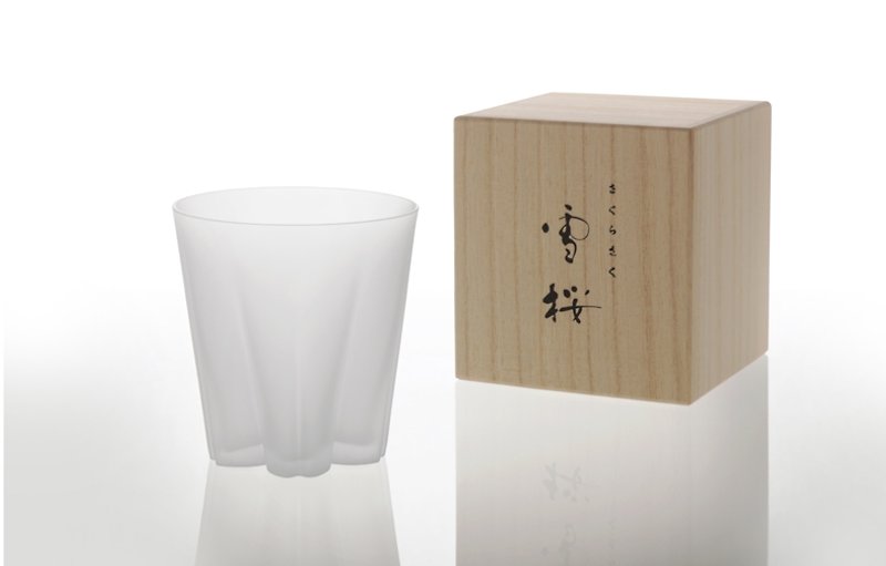 チェリーカップ - 雪さくらSAKURASAKU明確な透明 - マグカップ - ガラス ホワイト