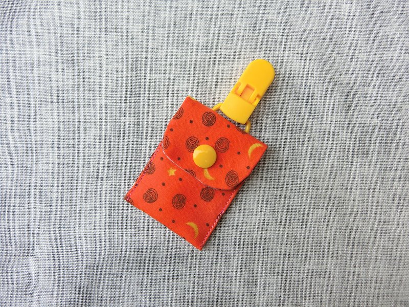 新月橘 - 寶貝平安符袋 - 圍兜/口水巾 - 其他材質 橘色