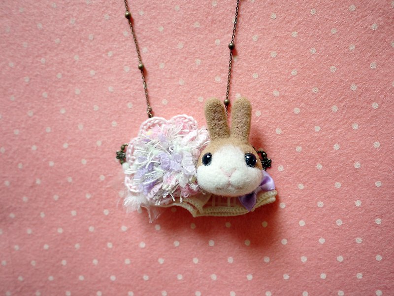 ~ Small rabbit wool felt wool crocheted necklace - Necklaces - Wool Brown