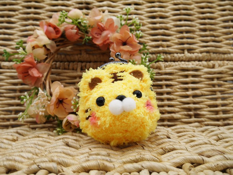 Animal wool knit mini purse mouth gold package - Tiger - Coin Purses - Other Materials Yellow