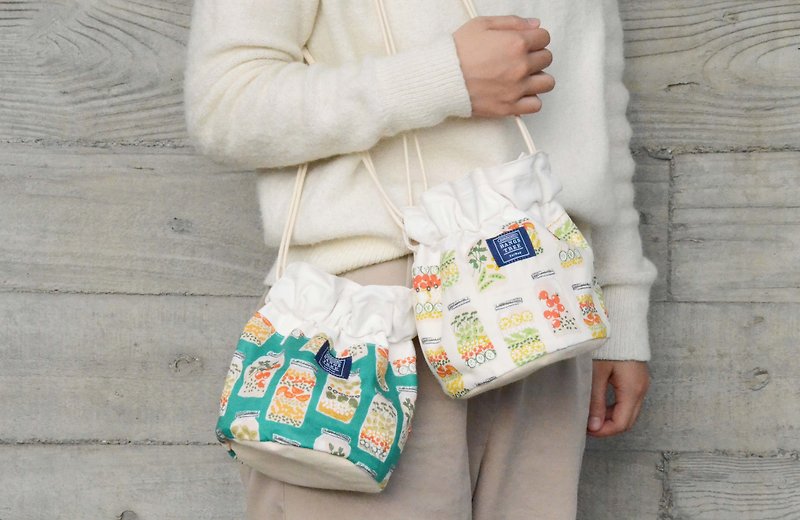 :::Bangstree:: Shoulder Bucket Bag - Vegetable & Fruit jar - กระเป๋าแมสเซนเจอร์ - วัสดุอื่นๆ ขาว
