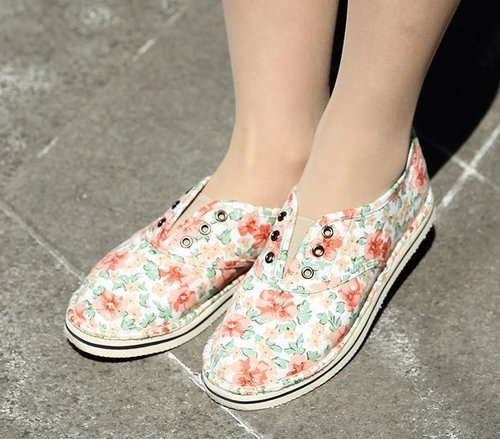 【Korean trend】SPUR Vintage blossom slip-ons HS8071 IVORY
