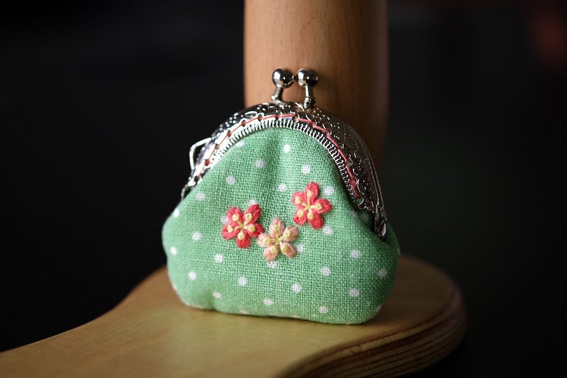[Spring] Super mini embroidered gold bag - กระเป๋าใส่เหรียญ - งานปัก 