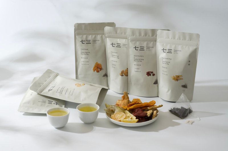 Qisan Teahouse Tea Snacks丨It’s really good tea - six types of Taiwanese dried fruits, each paired with different tea products - Dried Fruits - Paper White