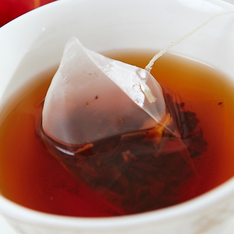 焦糖蘋果風味紅茶(10入/袋)│三角茶包‧黃金比例的完美口感 - 茶葉/漢方茶/水果茶 - 其他材質 紅色