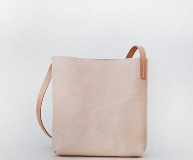 Rachele | Women's crossbody bag in leather color natural