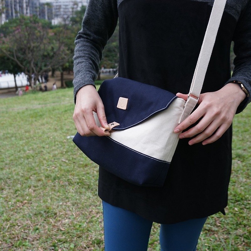 Sailor oblique backpack - blue Peibu - Messenger Bags & Sling Bags - Other Materials Blue