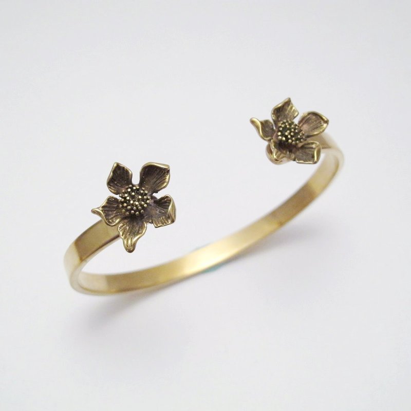 [MUCHU Mu orange] Motif. Brass bracelet retro flowers FL013 - Bracelets - Other Metals Gold