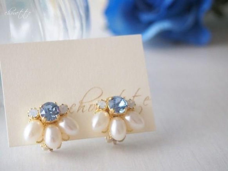 Swarovski Bijoux earrings / earrings (Light Sapphire) - ต่างหู - โลหะ 