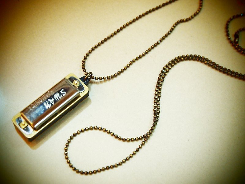 Vintage mini harmonica long necklace Mini harmonica silver (fine bead chain) - สร้อยคอยาว - วัสดุอื่นๆ สีเทา