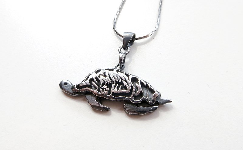 Green Turtle Necklace (Back to Root) - Necklaces - Other Metals Gray