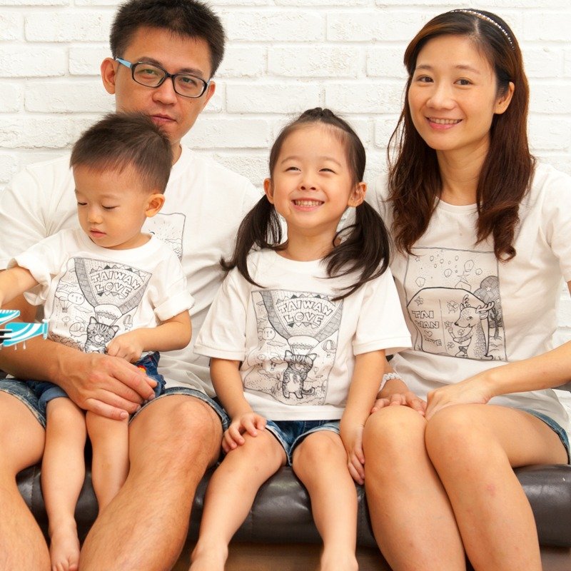 【國寶遊台灣-台灣梅花鹿(大女孩)】親子裝/短袖T-shirt - 女 T 恤 - 棉．麻 白色