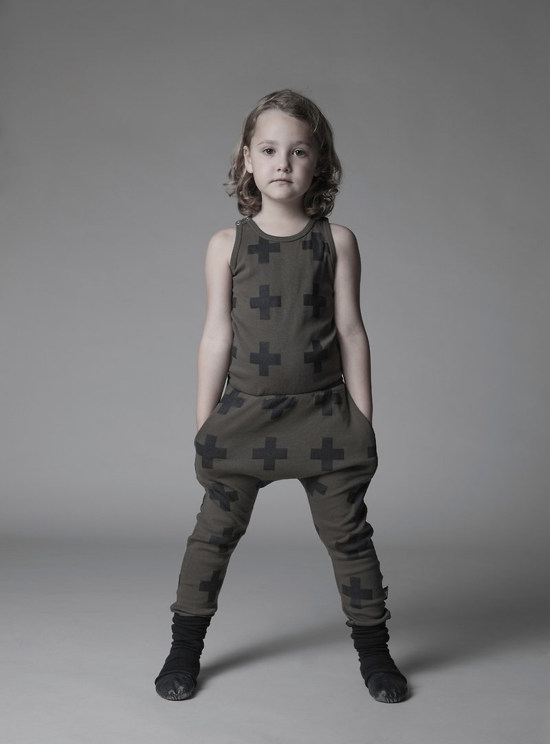 2015 NUNUNU full version cross vest type jumpsuit - อื่นๆ - ผ้าฝ้าย/ผ้าลินิน สีดำ