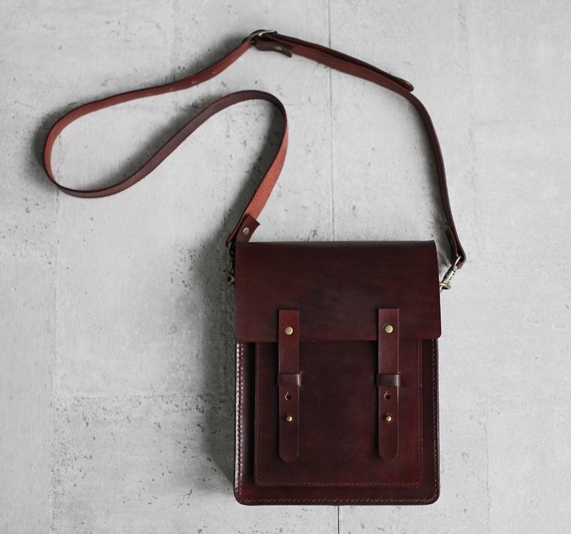 Dark brown vegetable tanned genuine leather satchel messenger bag - กระเป๋าแมสเซนเจอร์ - หนังแท้ สีนำ้ตาล
