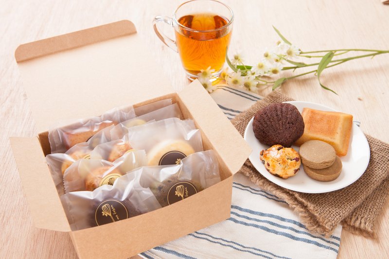 Fresh Ingredients Cake & Desserts - Bak Wo Comprehensive French Handmade Dim Sum Gift Box (10 boxes)