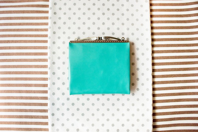 Leather Kisslock, Frame Purse, wallet/Blue Lake - กระเป๋าใส่เหรียญ - หนังแท้ สีเขียว
