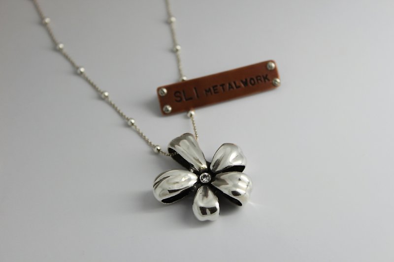s925 Sterling Silver Necklace-Ribbon Flower Ribbon Flower - Necklaces - Sterling Silver Silver