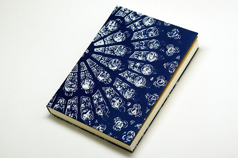 手工藍曬筆記本 - 聖母玫瑰窗 - 筆記簿/手帳 - 紙 藍色