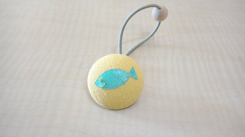 alma-handmade 手感布包釦髮束 - 小魚