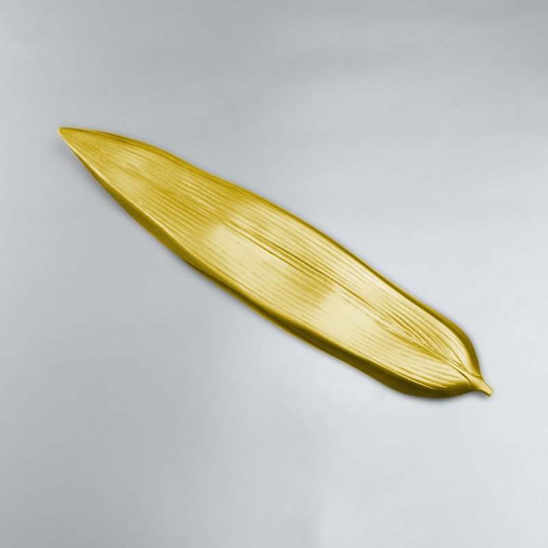 [Japan Shinko] Designer Series Role Series Bamboo Leaf Chopstick Holder (Golden Leaf) - Chopsticks - Stainless Steel Gold