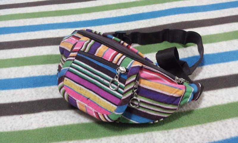 A MIN own national air pockets multi-pocket striped light (crude rainbow) - Toiletry Bags & Pouches - Other Materials Multicolor