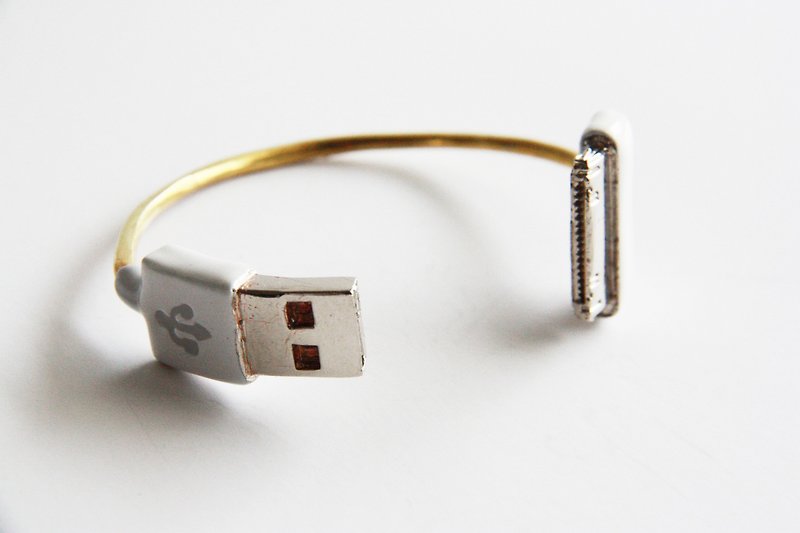 USB Bracelet - Bracelets - Other Metals Gold