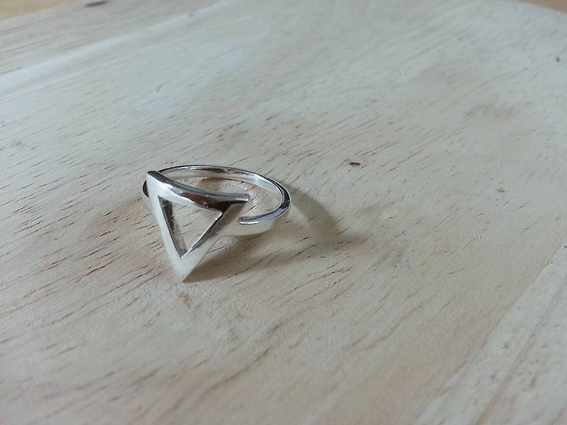 Triangle ring, Silver - General Rings - Other Metals Gray