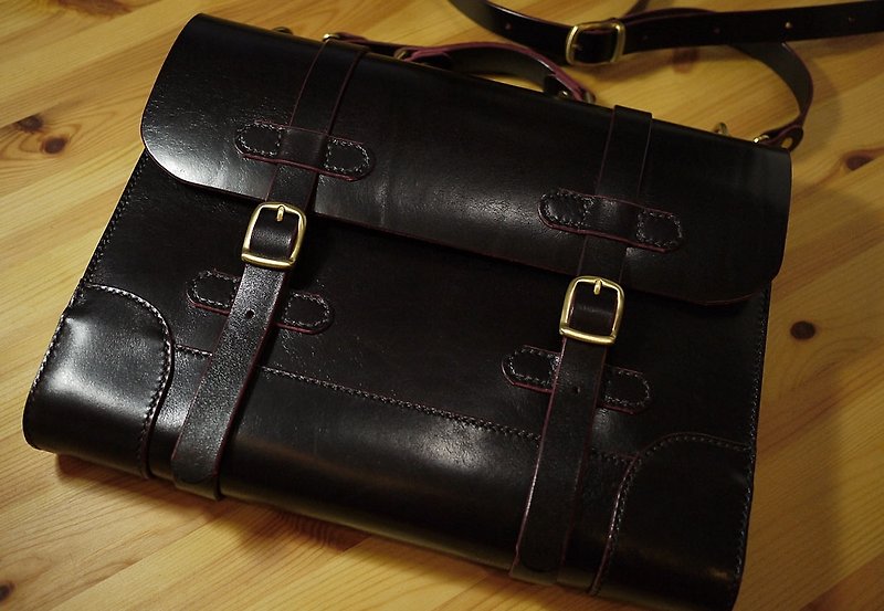 Leather Satchel Island leather school bag series no.02 # UniqueSeries - กระเป๋าเอกสาร - หนังแท้ สีดำ