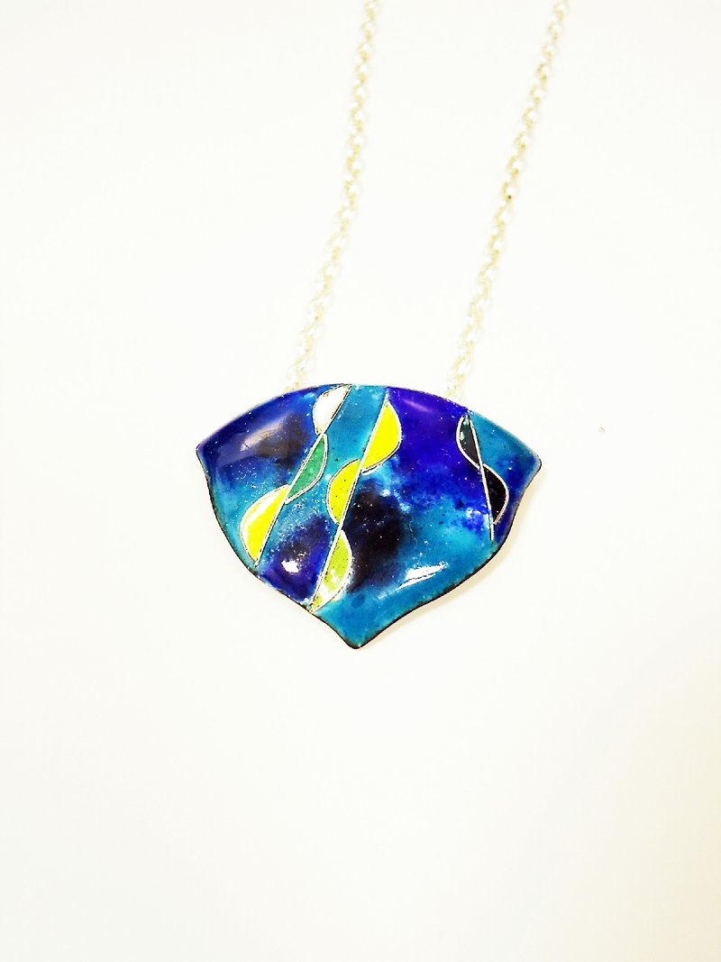 Rainy Day in Blue rain focussed enamel necklace (Lanye) - สร้อยคอ - โลหะ สีน้ำเงิน