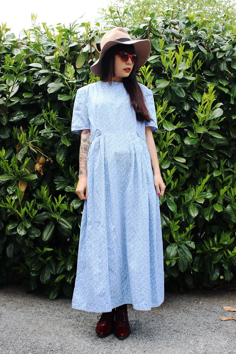 F938 (Vintage) sky blue background white floral vintage short sleeve dress (wedding / picnic / party) - One Piece Dresses - Other Materials Blue