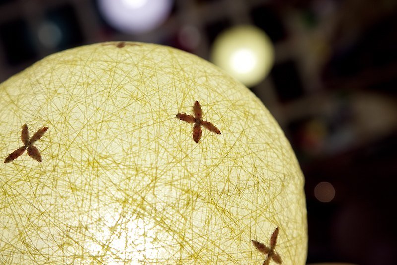 【エンボスイエロー】手編みのボールランプシェード - 照明・ランプ - その他の素材 イエロー