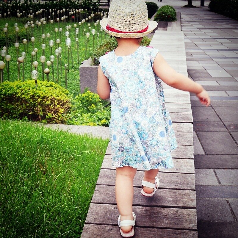 洋裝  嬰兒 裙子 寶寶女童裝【藍色 小太陽-公主裙材料包】適用6個月-2歲 - 其他 - 棉．麻 藍色