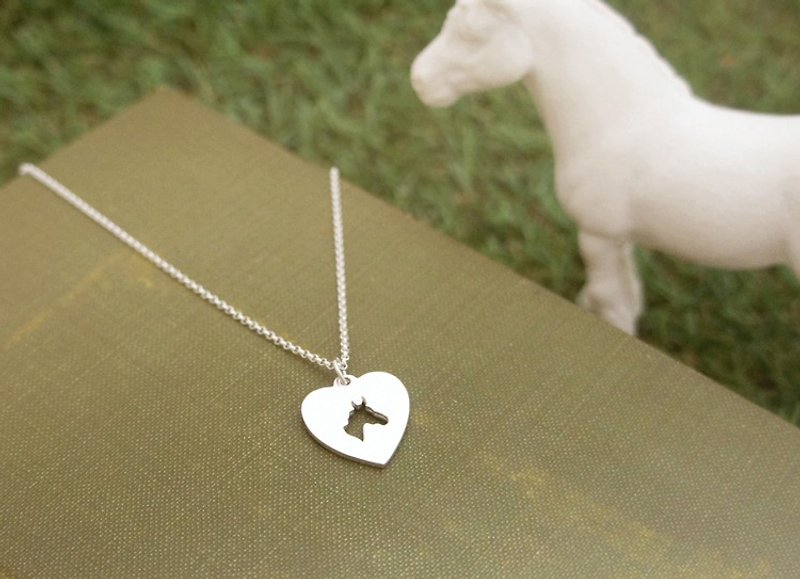 Love pony Silver Necklace (18-inch thin chain) - สร้อยคอ - โลหะ 