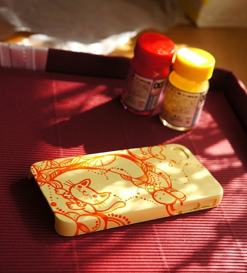[Meow] Apple iphone5 / 5s phone shell painted - เคส/ซองมือถือ - พลาสติก สีเหลือง