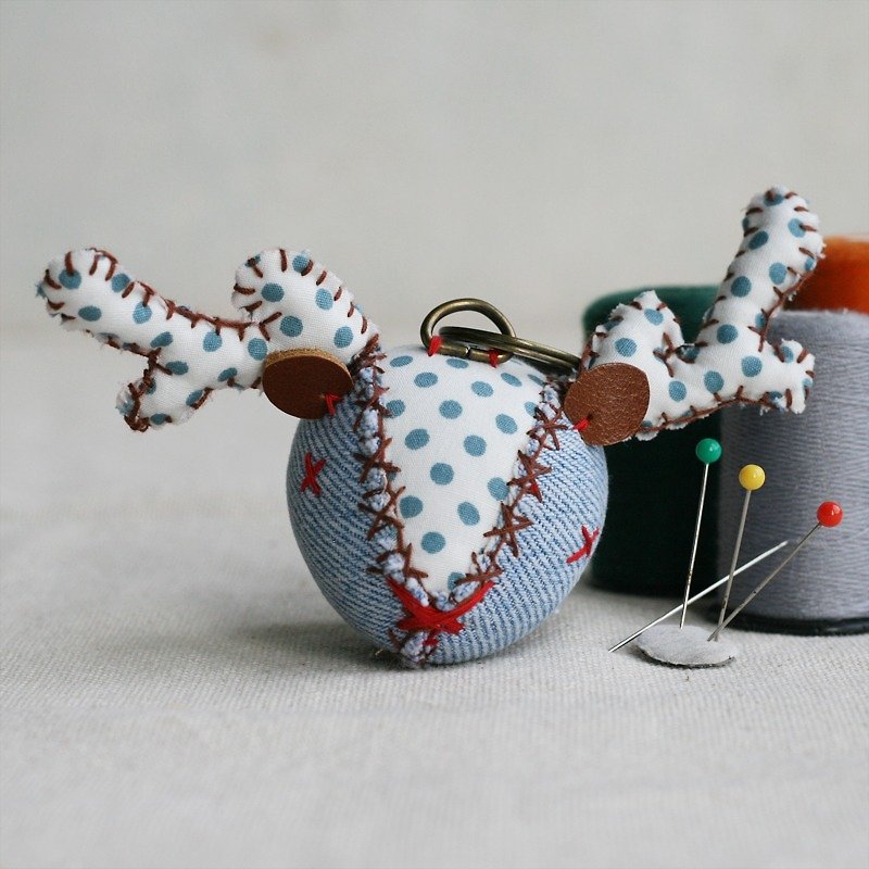 [Fabric Perfection] Denim Elk Hand-stitched Charm/Key Ring_Blue Cheese_X-Ray Eye - Keychains - Other Materials Blue