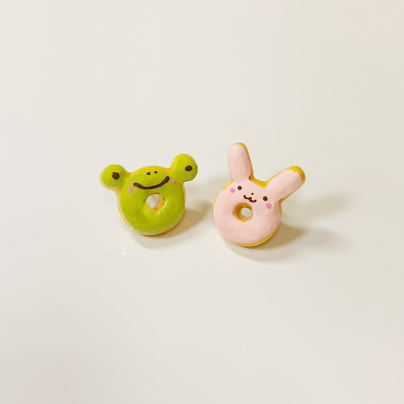 Bunny and Frog Frog Donut Earrings Set (two sets) (can be changed to Clip-On) - Earrings & Clip-ons - Clay Multicolor