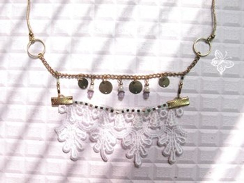 【Isabella】n001 手作-古典裝飾風格 白色蕾絲 可伸縮項鍊 (sold) - 項鍊 - 其他材質 白色