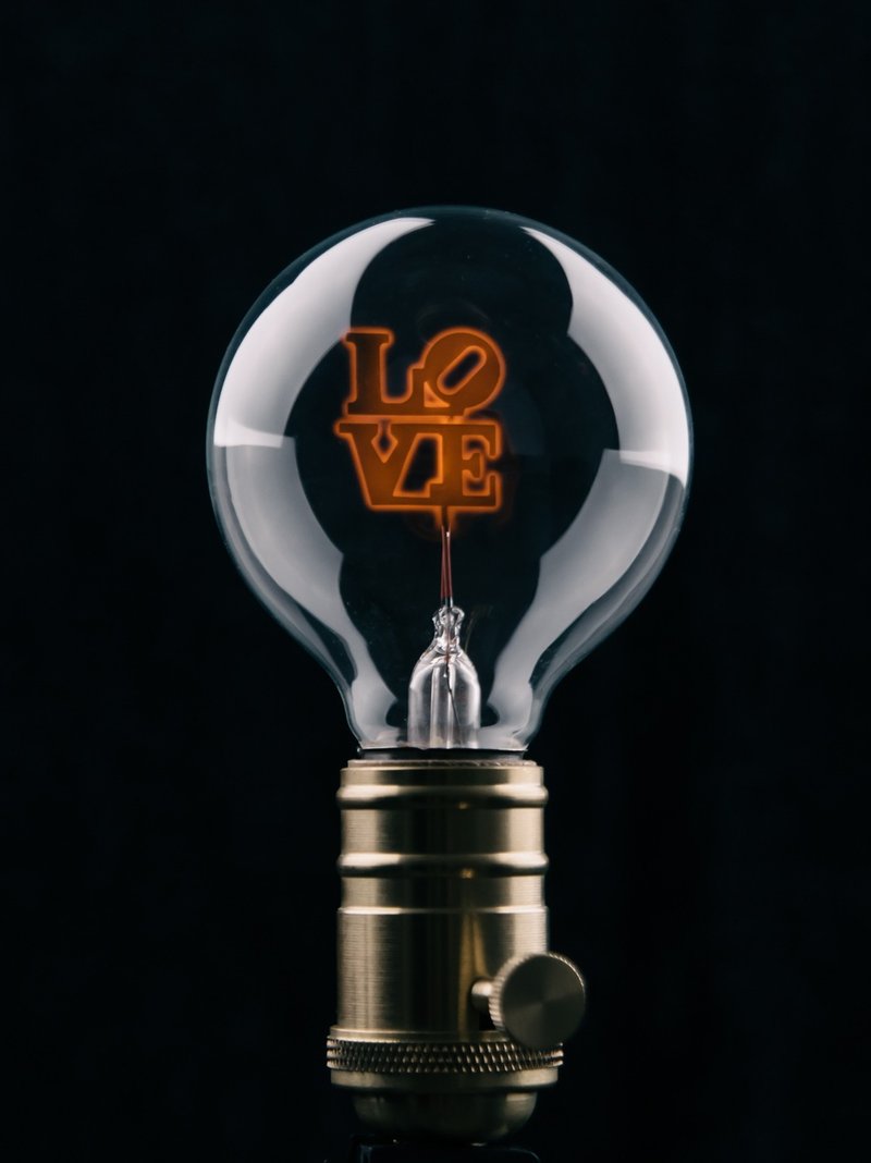 ▍勁空間設計 ▍LOVE普普風款-愛迪生復古鎢絲燈泡-220V - 燈具/燈飾 - 玻璃 紅色