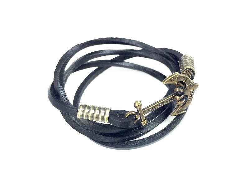 "Leather roping x bronze buckle anchor" - สร้อยข้อมือ - หนังแท้ สีดำ