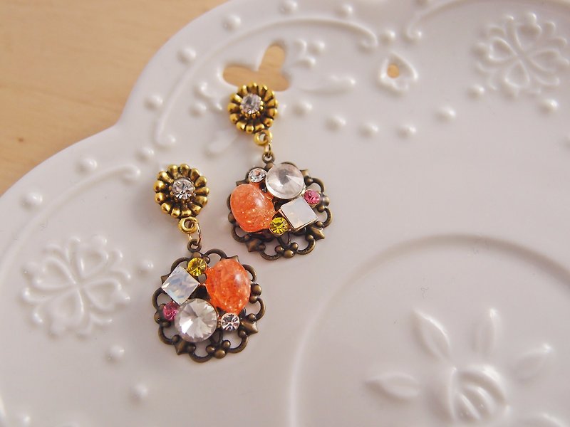 CCS ★ CR0133。Orange opal and russian diamond earring.  The earring type can be choosed between stud or clip. - ต่างหู - วัสดุอื่นๆ สีส้ม