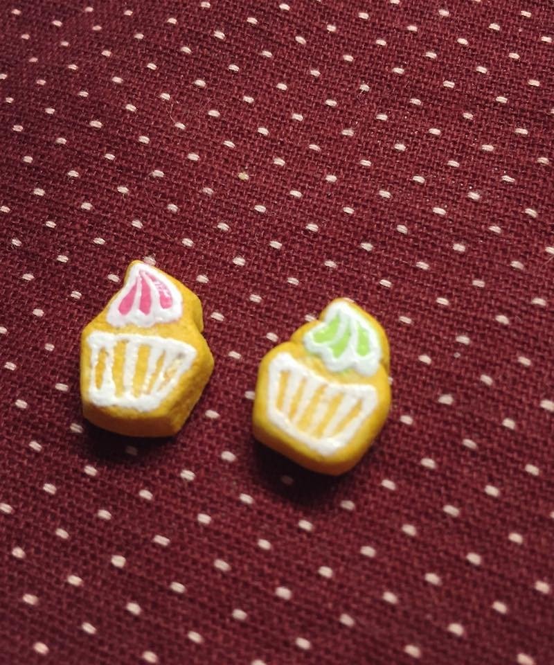 ~~mini new arrivals~~cup cake icing biscuit earring set (a set of 2) (can be changed to the Clip-On type) ((randomly send a mysterious gift for over 600)) - Earrings & Clip-ons - Other Materials Multicolor