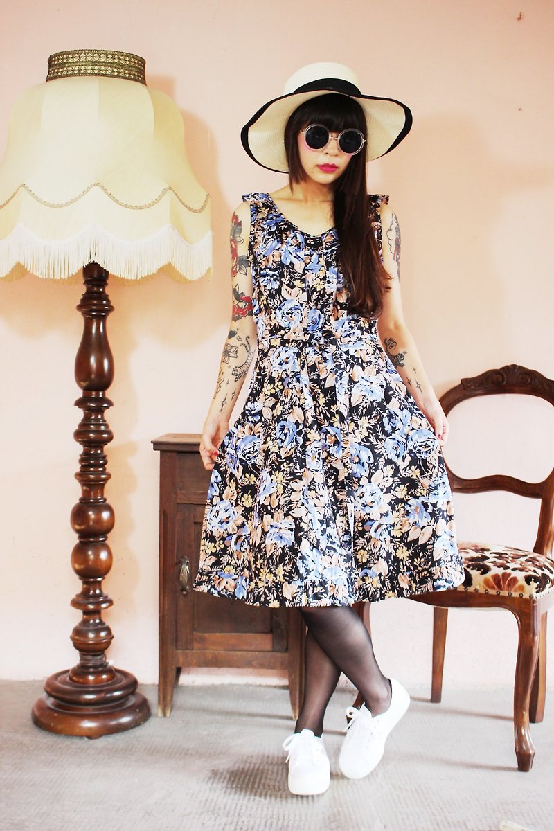 F1149(Vintage) black bottom blue flower cotton sleeveless vintage dress - One Piece Dresses - Cotton & Hemp Black