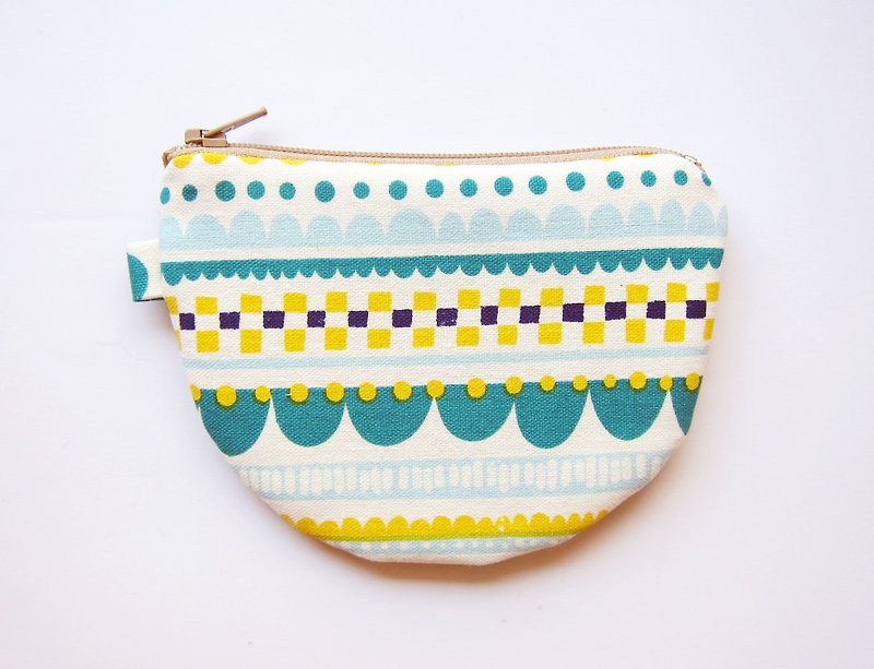 Teacup semicircle zipper bag/coin purse dotted lines - กระเป๋าใส่เหรียญ - วัสดุอื่นๆ สีเขียว