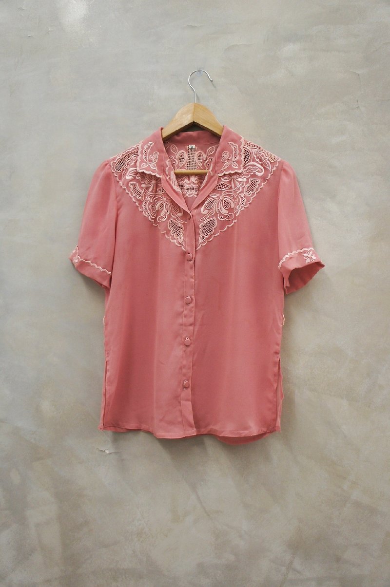 PdB vintage embroidery big pink chiffon collar shirt - Women's Shirts - Other Materials Pink