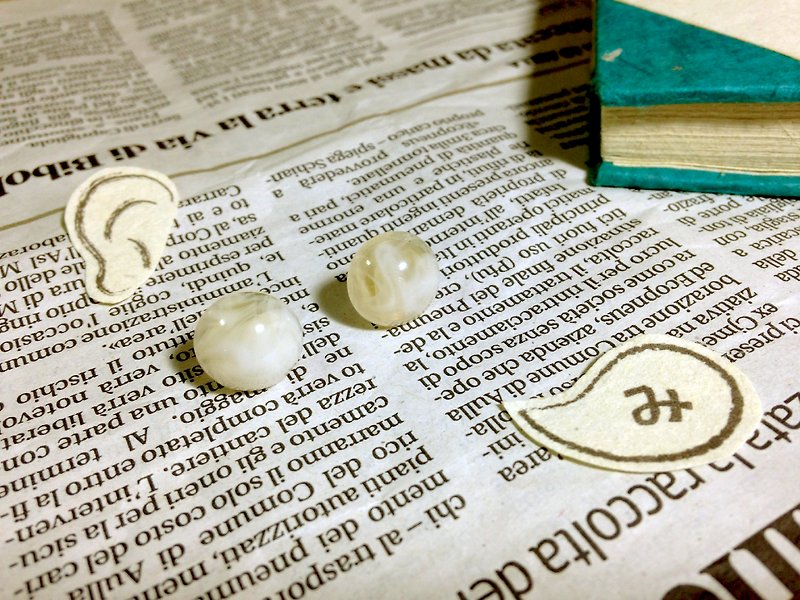 [ earrings] the secret of the white jade elves * can be changed - Earrings & Clip-ons - Plastic White