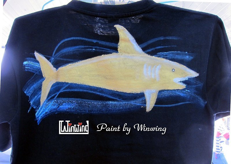 Sea Golden Shark-Winwing Hand-painted Clothes - Women's T-Shirts - Cotton & Hemp 