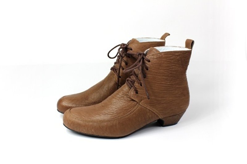 Brown lace-up low-heel short boots - รองเท้าบูทสั้นผู้หญิง - หนังแท้ สีกากี