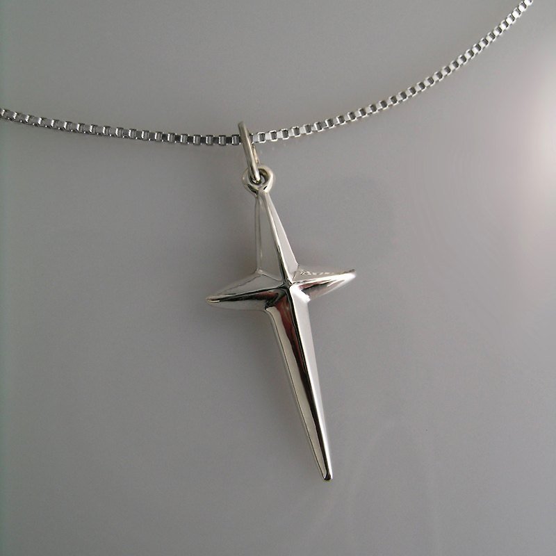 FUHSIYATUO Starlight Cross Sterling Silver Pendant - สร้อยคอ - โลหะ ขาว