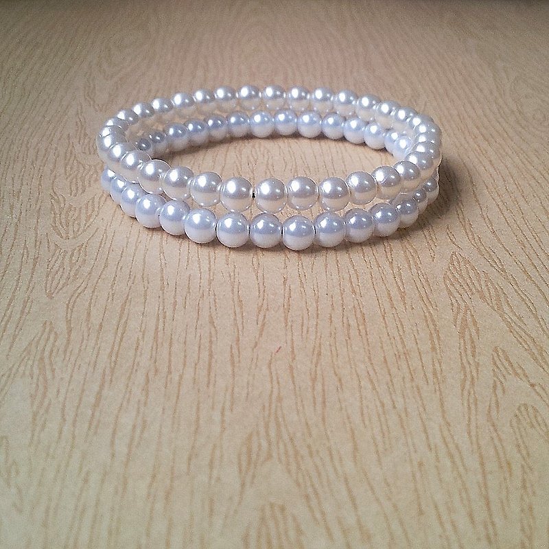 Alice beard small stars - minimalist luxury ★ beaded bracelet - สร้อยข้อมือ - วัสดุอื่นๆ ขาว